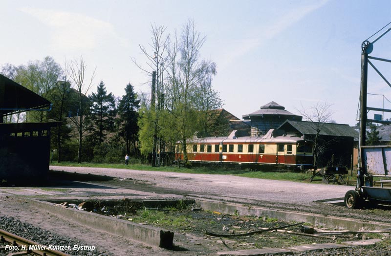 Sonderfahrt des WUMAG Triebwagens der Buxtehude Harsefelder Eisenbahn am 01.05.1986